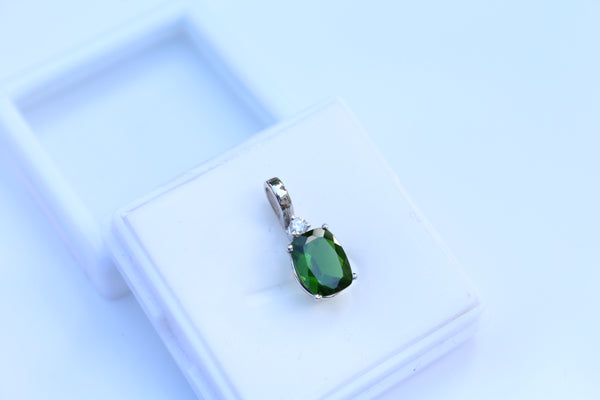 Chrome Diopside Pendant set in 14kt White Gold with Diamond Accent - Amazon Imports, Inc. - Fine Quality Gemstones and Jewelry Since 1978