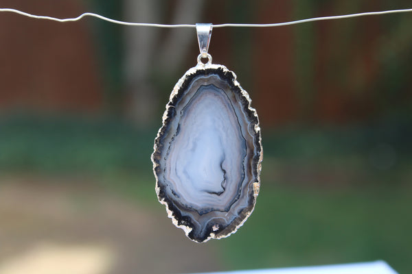Agate Gemstone Pendant - Amazon Imports, Inc. - Fine Quality Gemstones and Jewelry Since 1978