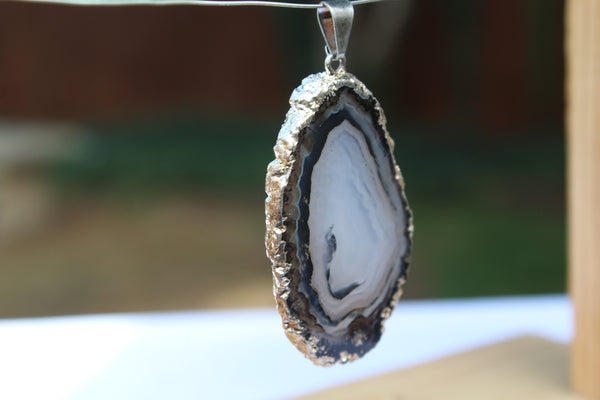 Agate Gemstone Pendant - Amazon Imports, Inc. - Fine Quality Gemstones and Jewelry Since 1978