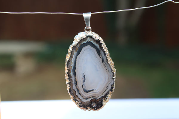 Agate Gemstone Pendant - Amazon Imports, Inc. - Fine Quality Gemstones and Jewelry Since 1978