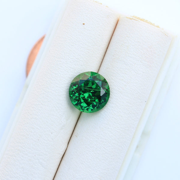 Tsavorite Garnet Gemstone  -  2.47 ct. Round - Amazon Imports, Inc. - Fine Quality Gemstones and Jewelry Since 1978